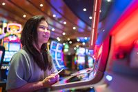 Online Casino Brand Analyst - 33555 customers