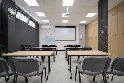 Meeting Room For Rent - 17817 awards