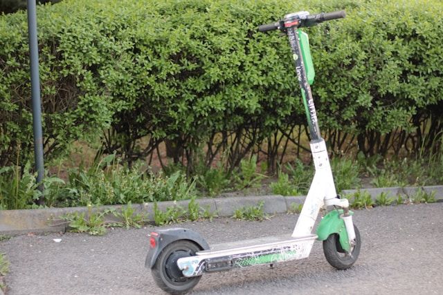 електрическа тротинетка E-scooter - 74119 снимки