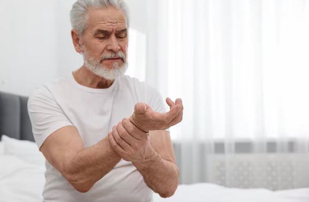 болки в ставите - 6786 предложения