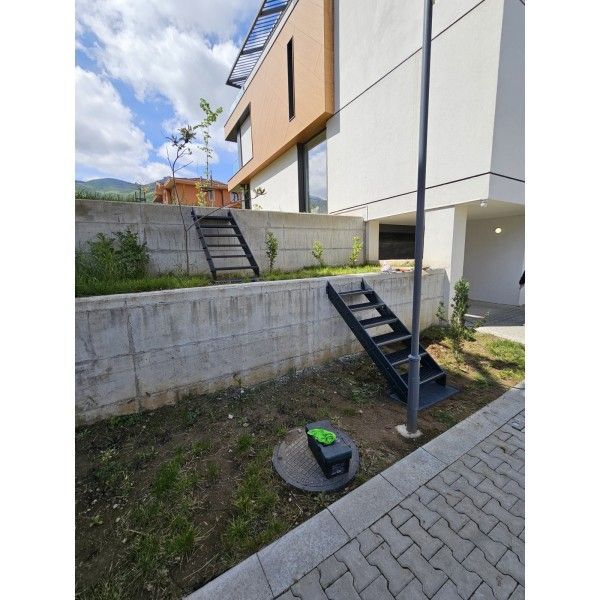 метални стълби - 93728 типа